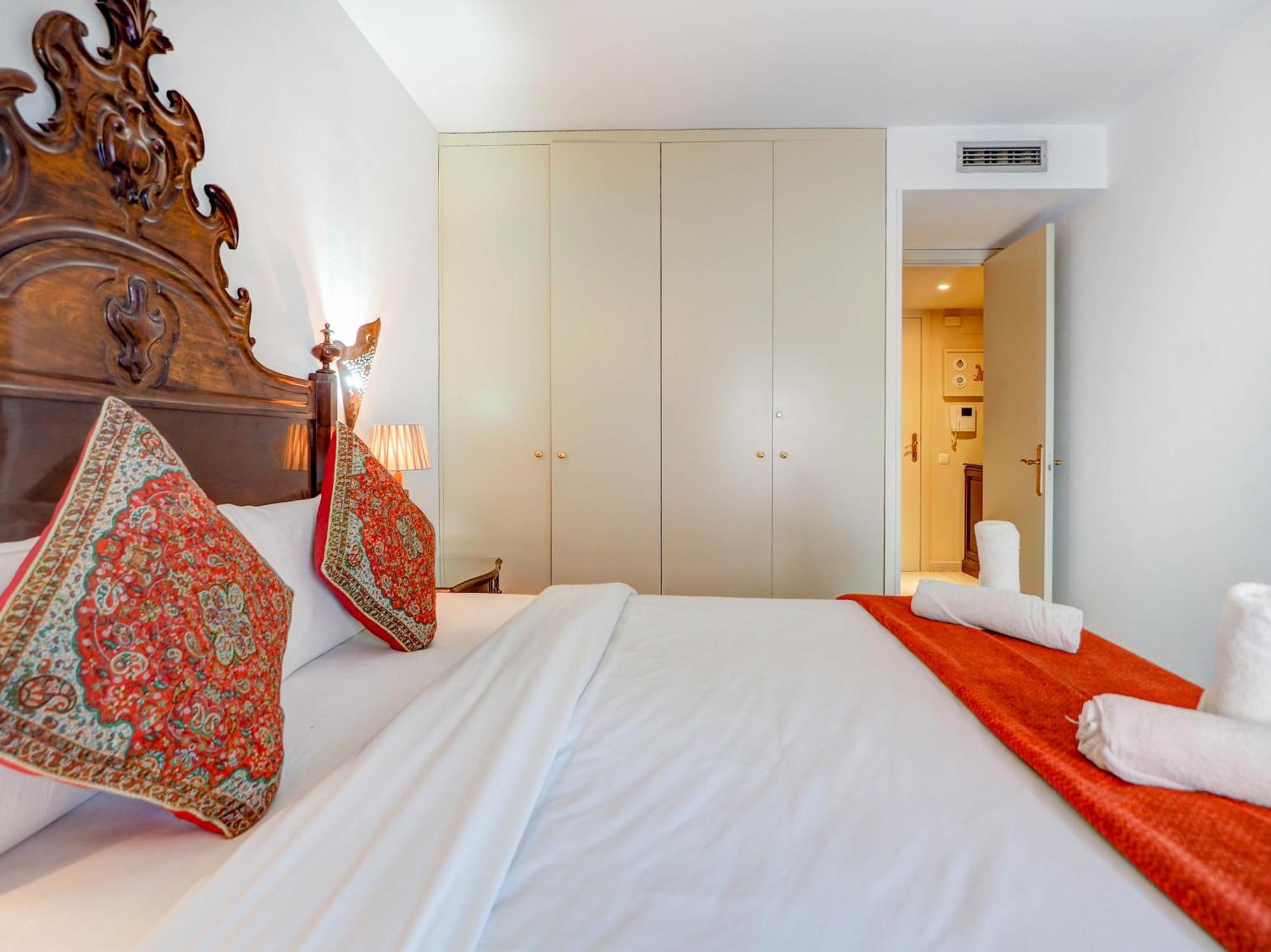 Apartment Casa Rainbow By Hello Homes